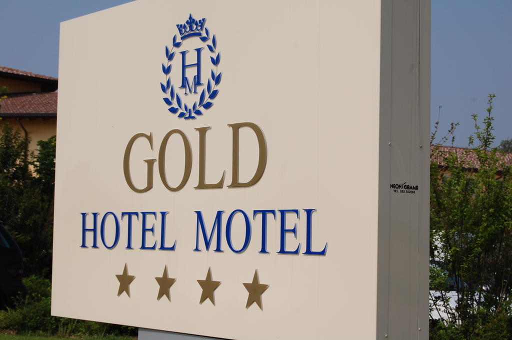 Hotel Motel Gold Calcinate Exterior foto